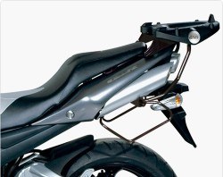 GIVI - GIVI T255 SUZUKI GSR 600 (06-11) YAN KUMAS ÇANTA TASIYICI GIVI - GIVI T255 SUZUKI GSR 600 (06-11) YAN KUMAS ÇANTA TASIYICI