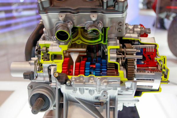 Honda DCT (Çift Kavramalı Şanzıman): Motosiklet Sürüşünde Devrim