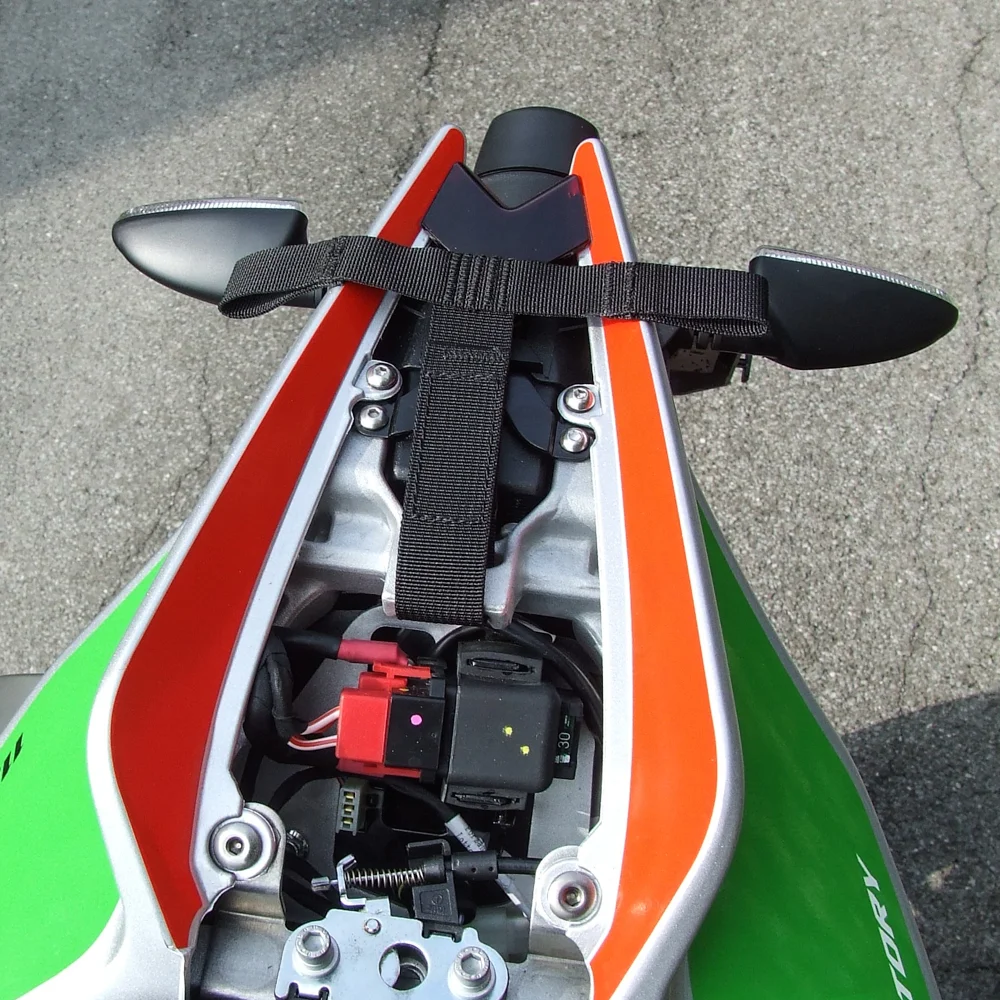 KRIEGA APRILIA TUONO US-DRYPACK FIT KIT - Thumbnail