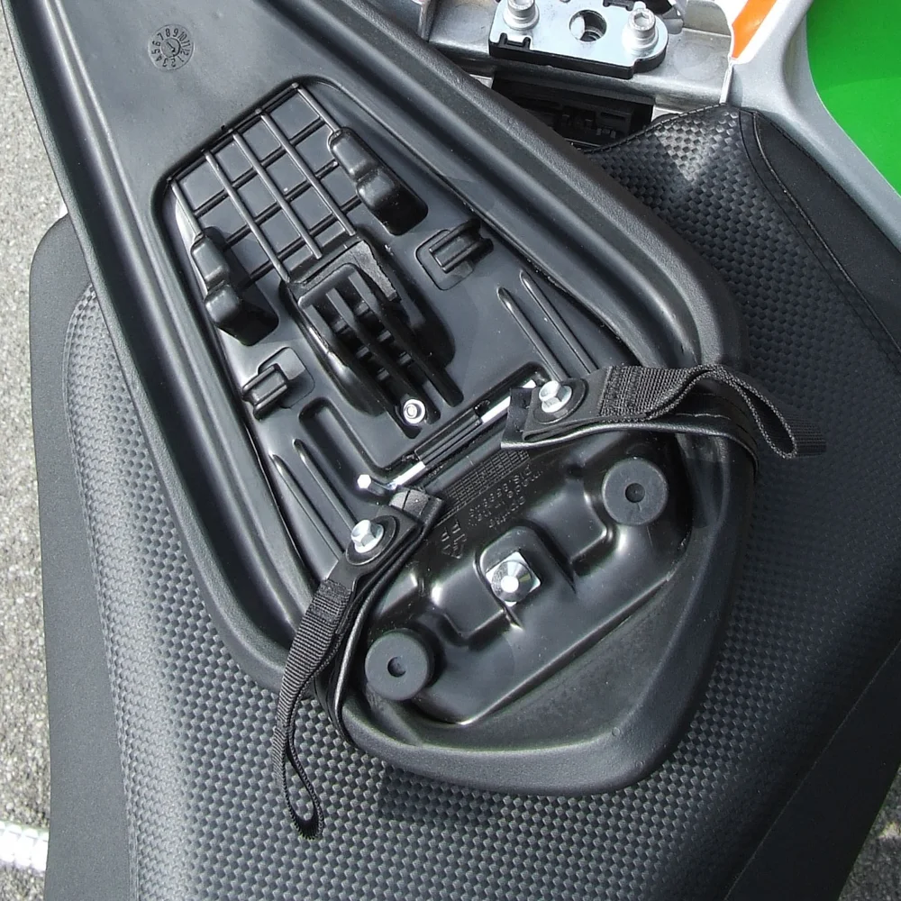 KRIEGA APRILIA TUONO US-DRYPACK FIT KIT - Thumbnail