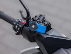 Quad Lock - QUADLOCK MOTOSİKLET FREN REZERVUARI BAĞLANTISI (1)