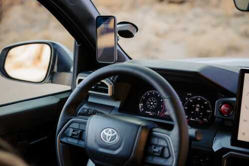 QUADLOCK ARAÇ İÇİ VANTUZLU TELEFON TUTUCU