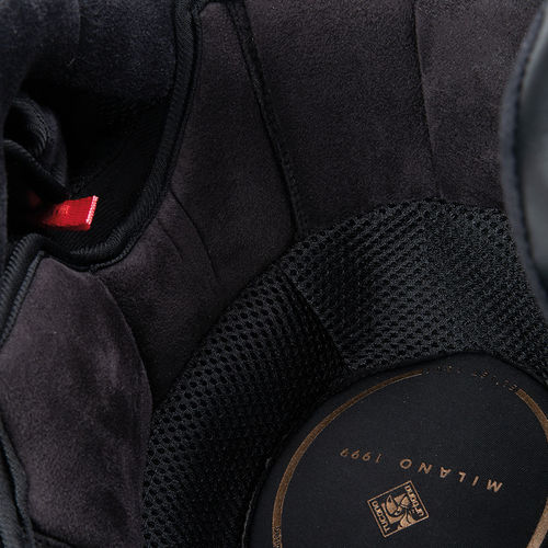 TUCANO URBANO EL JET SPECIAL EDITION CARBON KASK